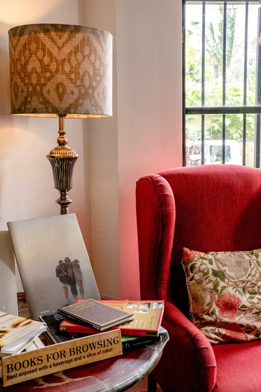How to Create a Cozy Reading Nook in Any Space